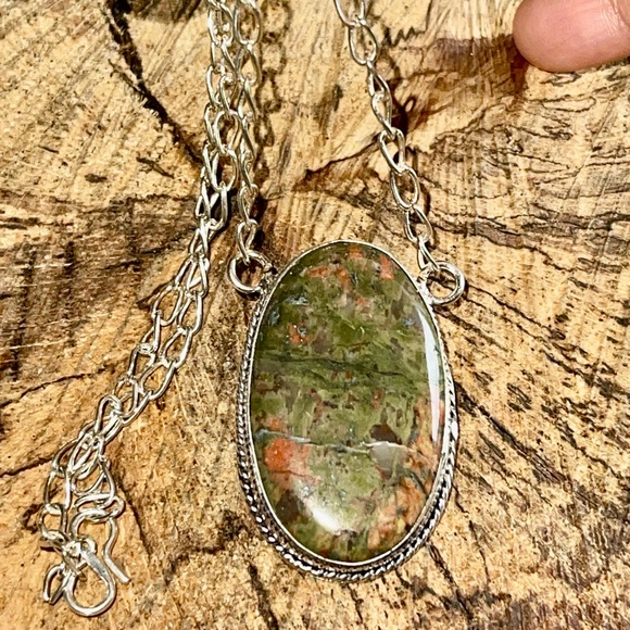 Beautiful Unakite Jasper Pendant Necklace - Picture 5 of 14
